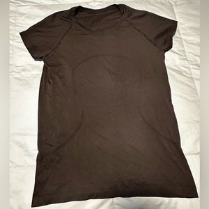 lululemon swiftly tech top size 10